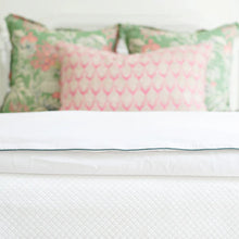 Load image into Gallery viewer, Pippen House Peek Zipper Duvet Cover