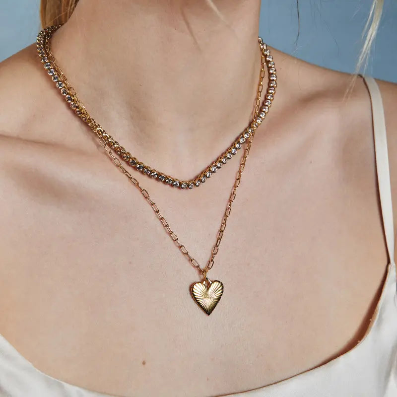 HART Small Ribbed Heart of Gold Necklace