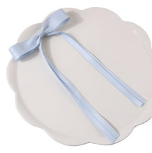 Load image into Gallery viewer, Hair Clip with Delicate Bow