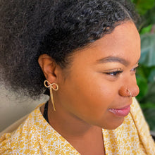 Load image into Gallery viewer, Rhinestone Bow Earrings