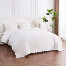 Load image into Gallery viewer, Scallop Frame Embroidered Cotton Percale Duvet Set