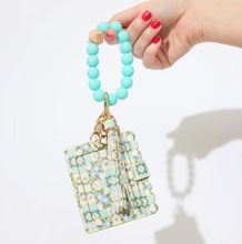 Load image into Gallery viewer, Petunia Keychain Wristlet Wallet