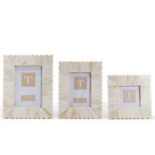 Load image into Gallery viewer, Scalloped Bone Photo Frame