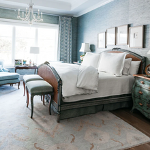 Load image into Gallery viewer, Pippen House Peek Zipper Duvet Cover