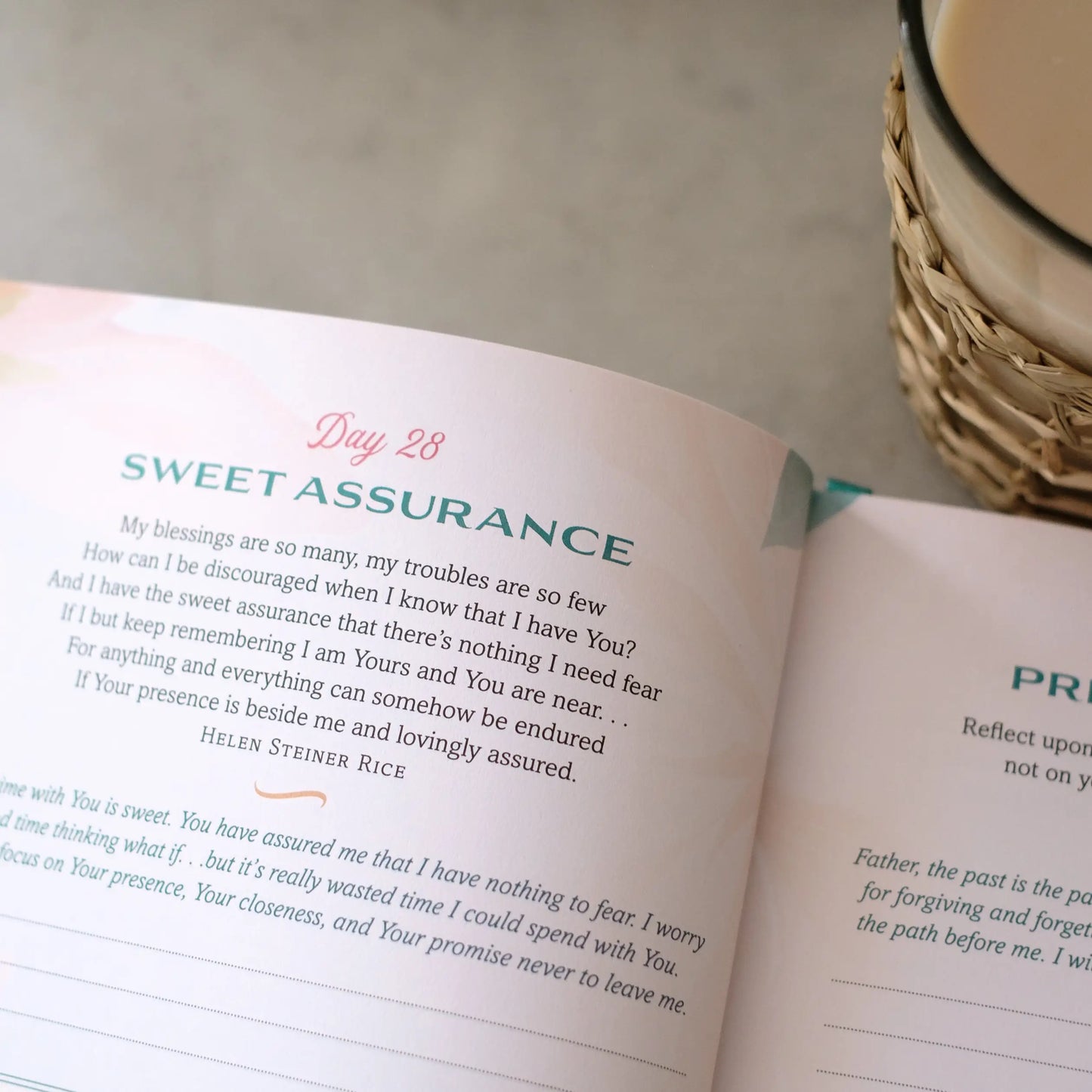 A Year of God's Goodness:A Prayer & Praise Tracker For Women
