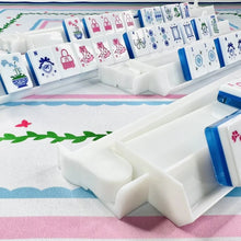 Load image into Gallery viewer, White Acrylic Mahjong Racks