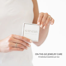 Load image into Gallery viewer, Shinery Radiance Towelettes
