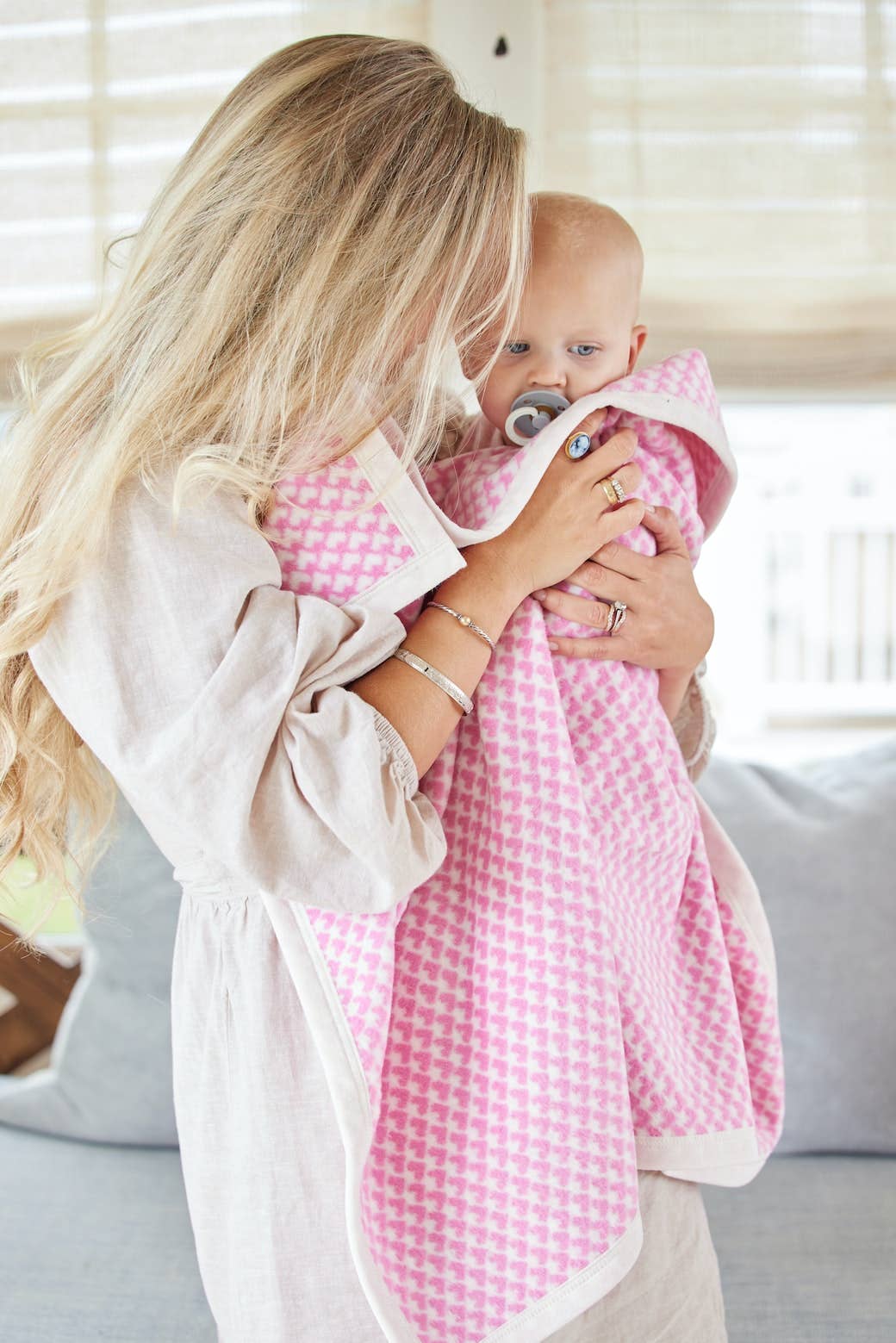 Chappy Wrap Blanket: All My Heart Bubblegum Mini