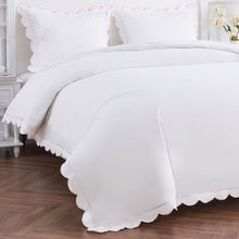 Load image into Gallery viewer, Scallop Frame Embroidered Cotton Percale Duvet Set
