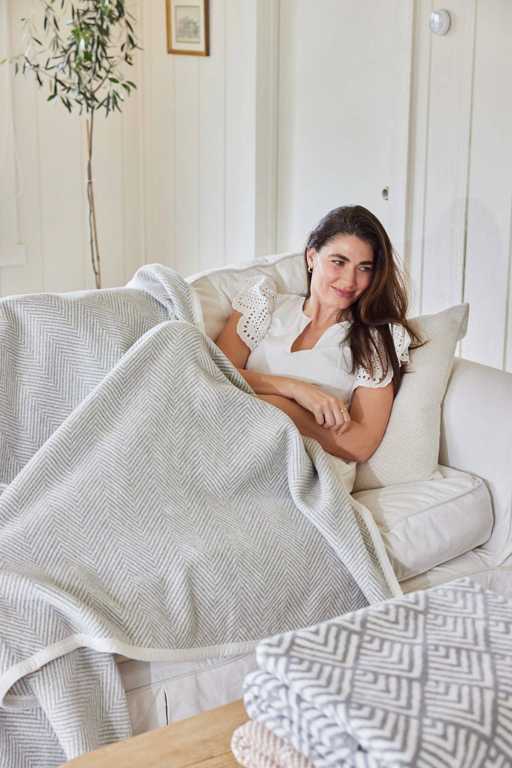Blanket: Harborview Herringbone Light Grey