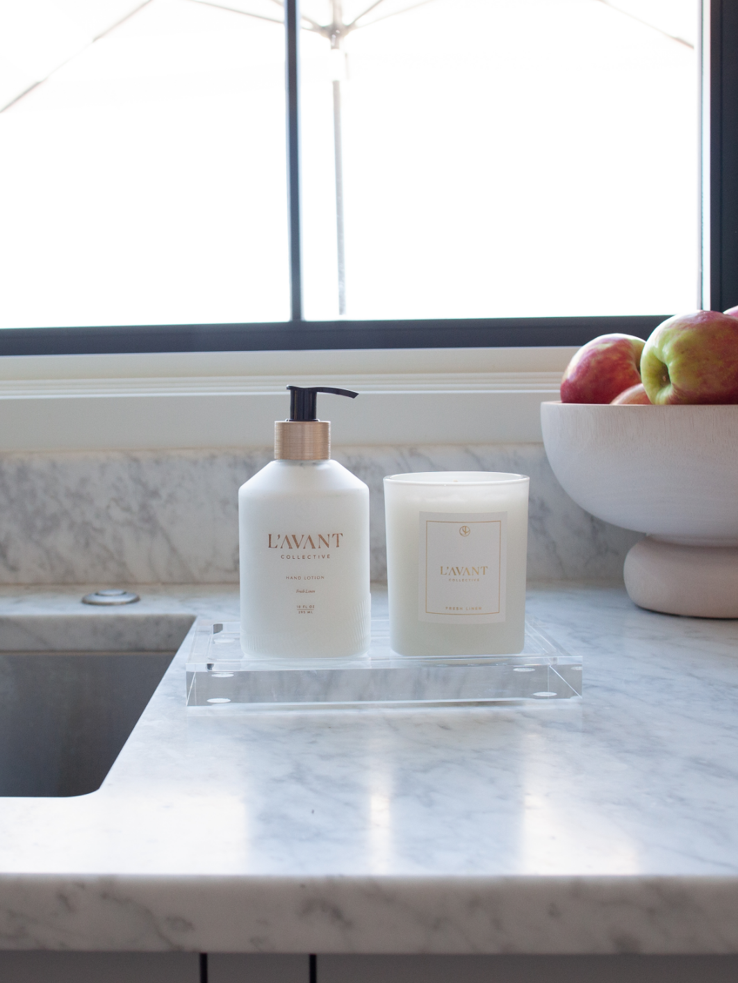 L'AVANT Lucite Tray - Medium