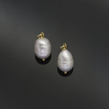 Load image into Gallery viewer, Gold White Oval Pearl Pendant Charm, Sku#EF341
