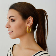 Load image into Gallery viewer, Laurence Gold Hoop Earrings
