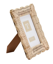 Load image into Gallery viewer, Wicker Weave Photo Frame
