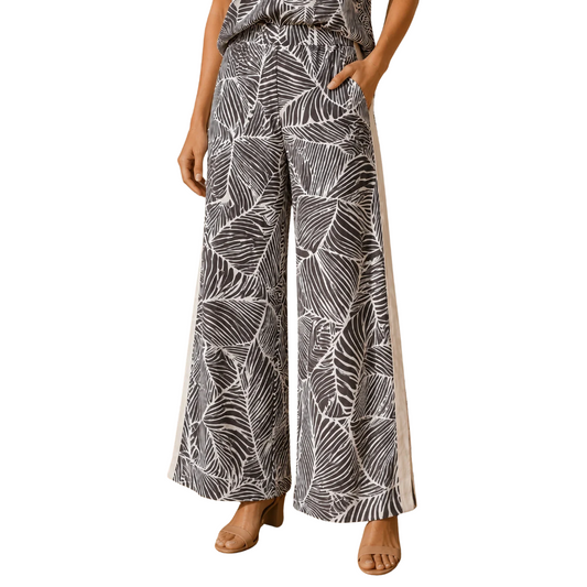 Leaf Print Pants in Grey