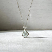 Load image into Gallery viewer, Silver Clover Necklace
