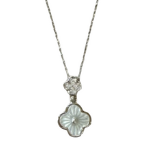 Load image into Gallery viewer, Silver Clover Necklace
