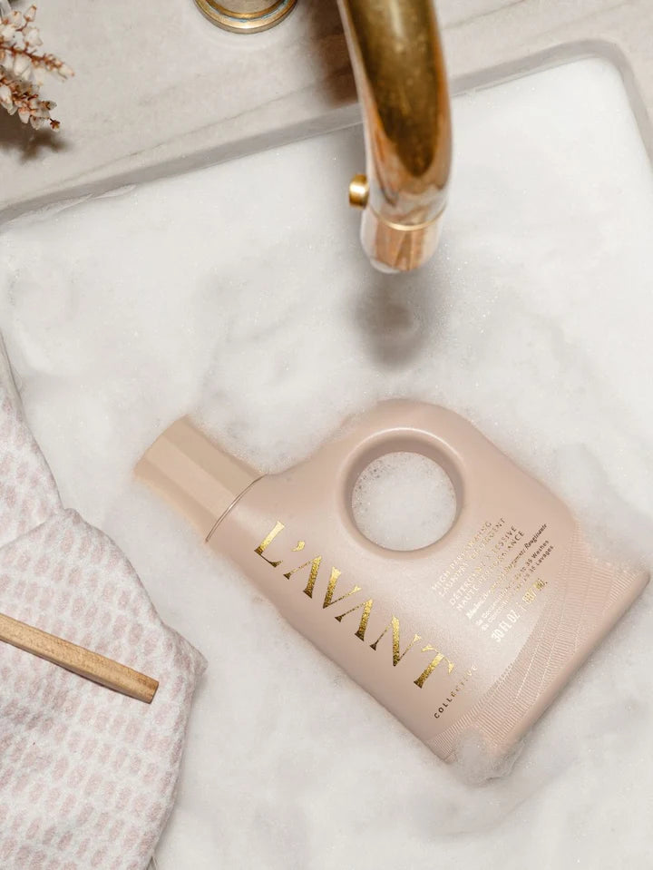 L'AVANT Blushed Bergamot Laundry Detergent