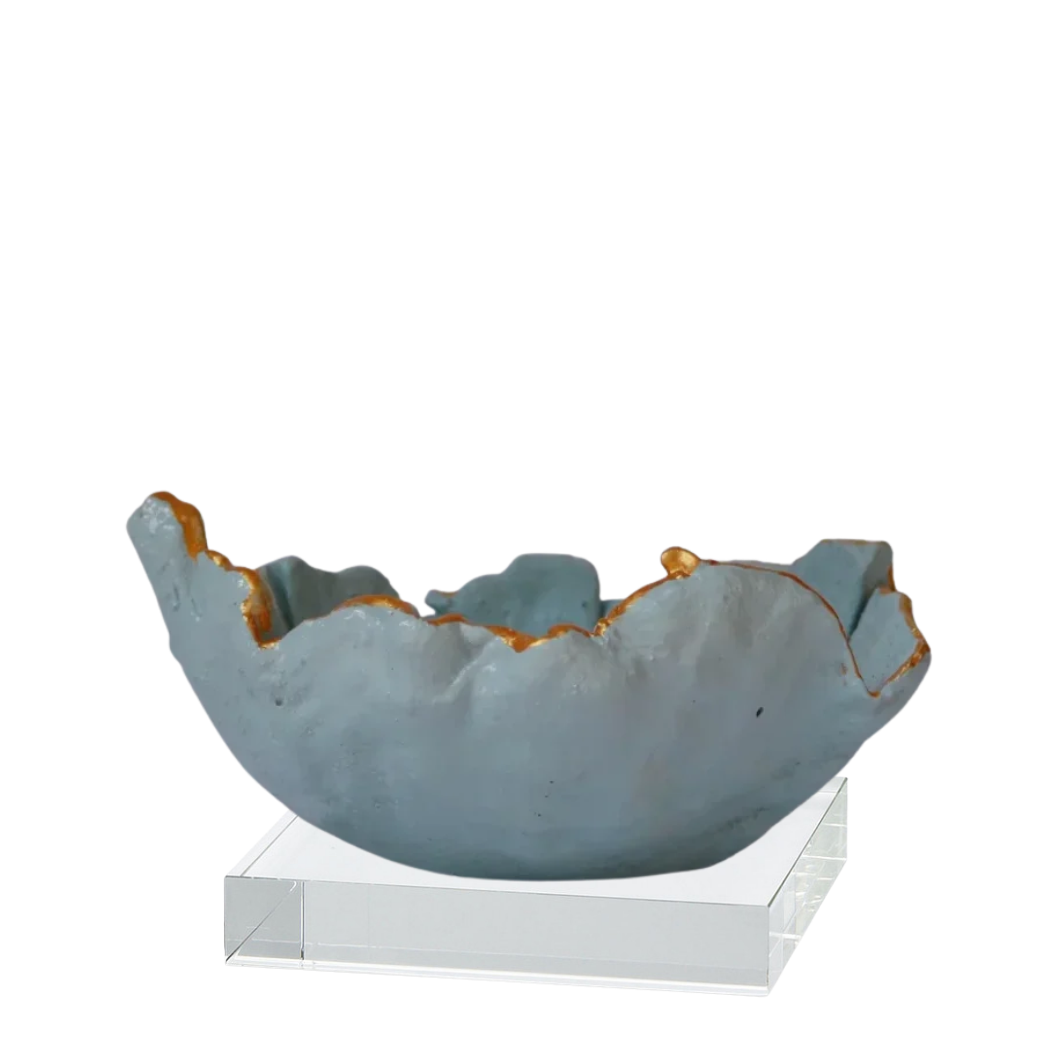 The French Blue | Ruffle Cement Bowls