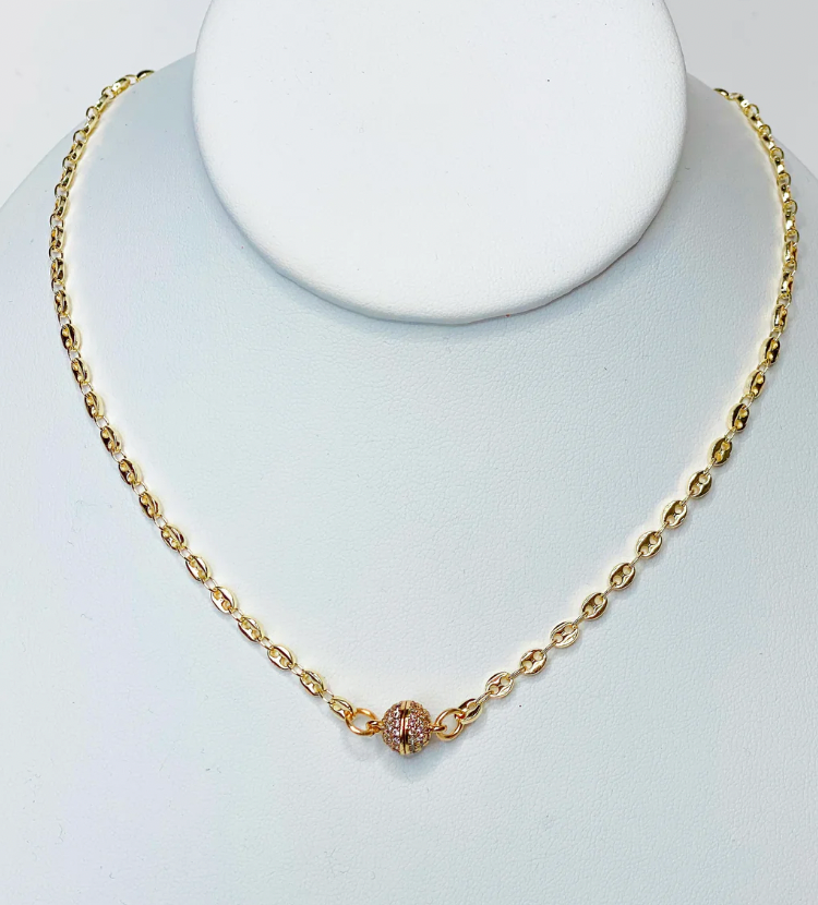 Riah Choker