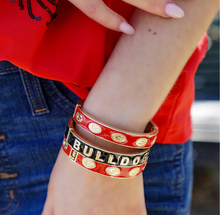 Load image into Gallery viewer, Georgia Bulldogs Enamel Logo Hinge Bangle Black
