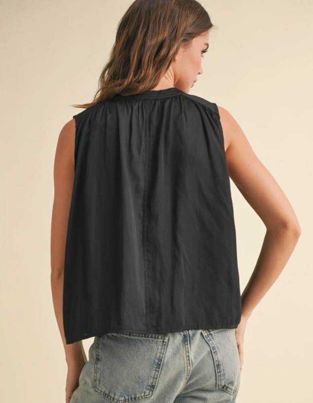 Black Sleeveless Tie Front Blouse