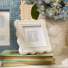 Load image into Gallery viewer, Scallop Rattan Weave Frames
