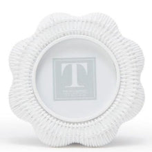 Load image into Gallery viewer, Scallop Rattan Weave Frames
