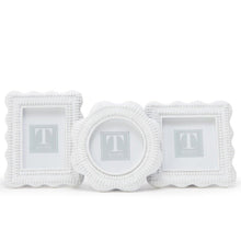 Load image into Gallery viewer, Scallop Rattan Weave Frames
