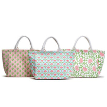 Load image into Gallery viewer, Floral Thermal Lunch Tote
