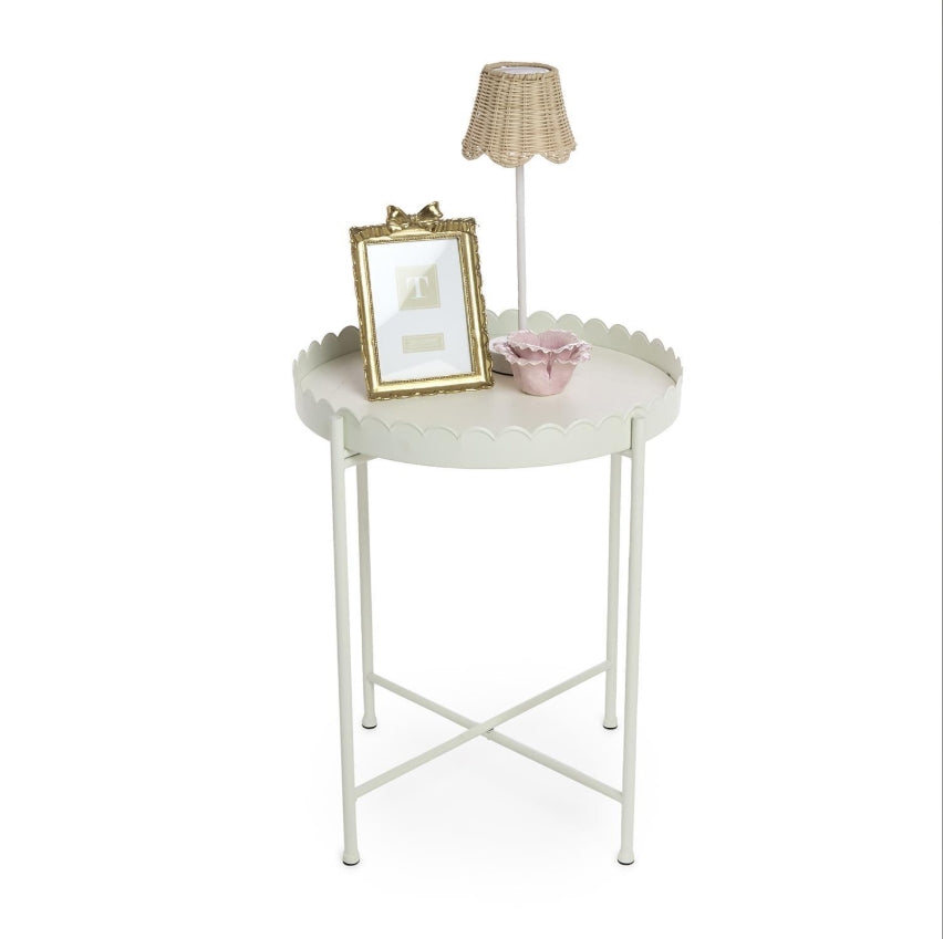Scallop Edge Round Side Table