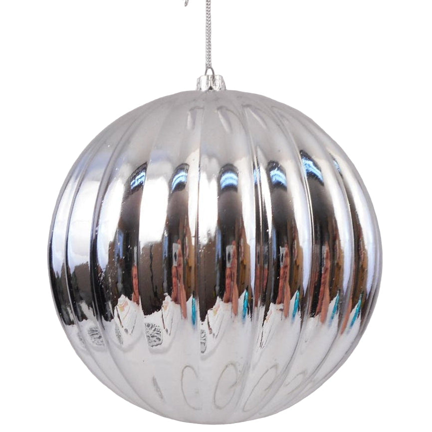 xl Silver Ribbed Ornament