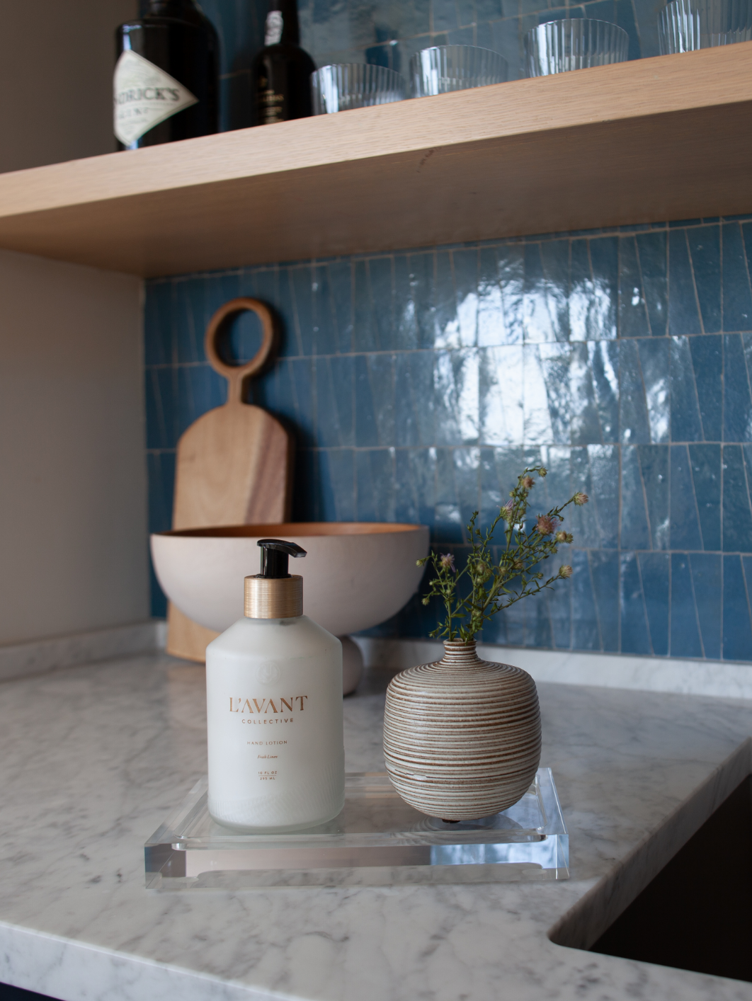 L'AVANT Lucite Tray - Medium