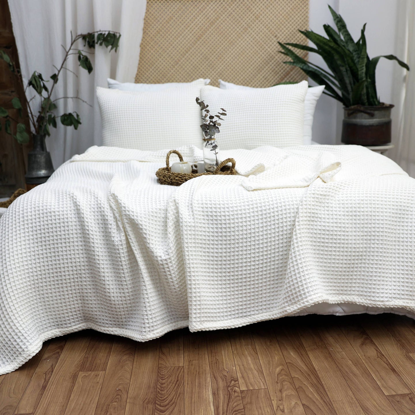 Waffle Cotton Bed Cover, Queen or King Size Bedspread, Soft