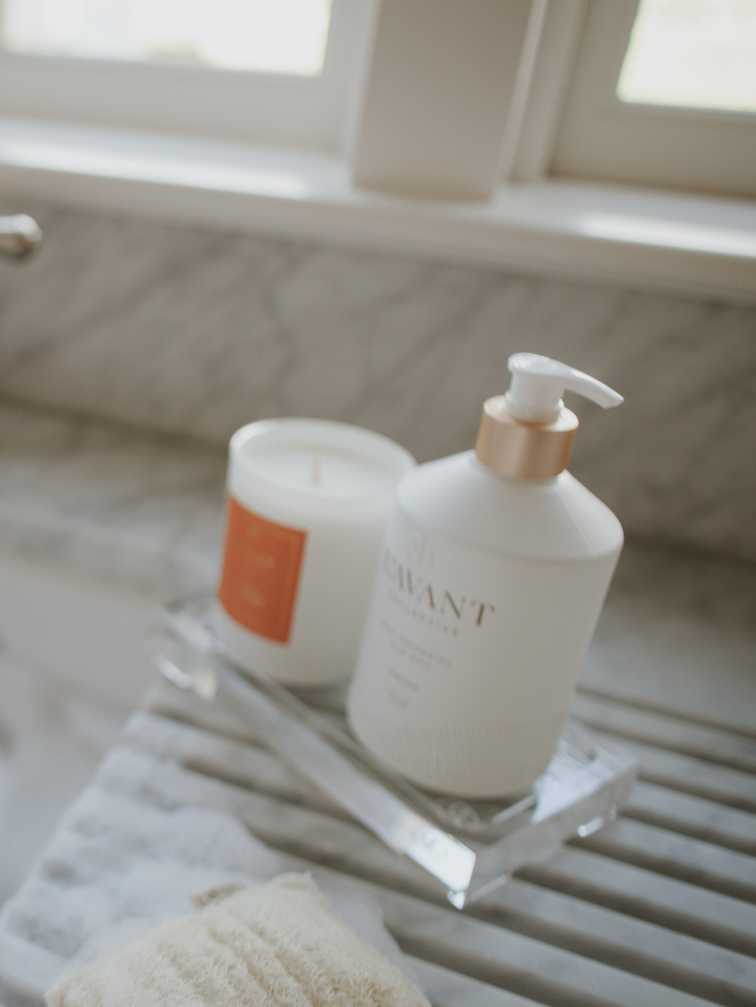 L'AVANT Lucite Tray - Medium