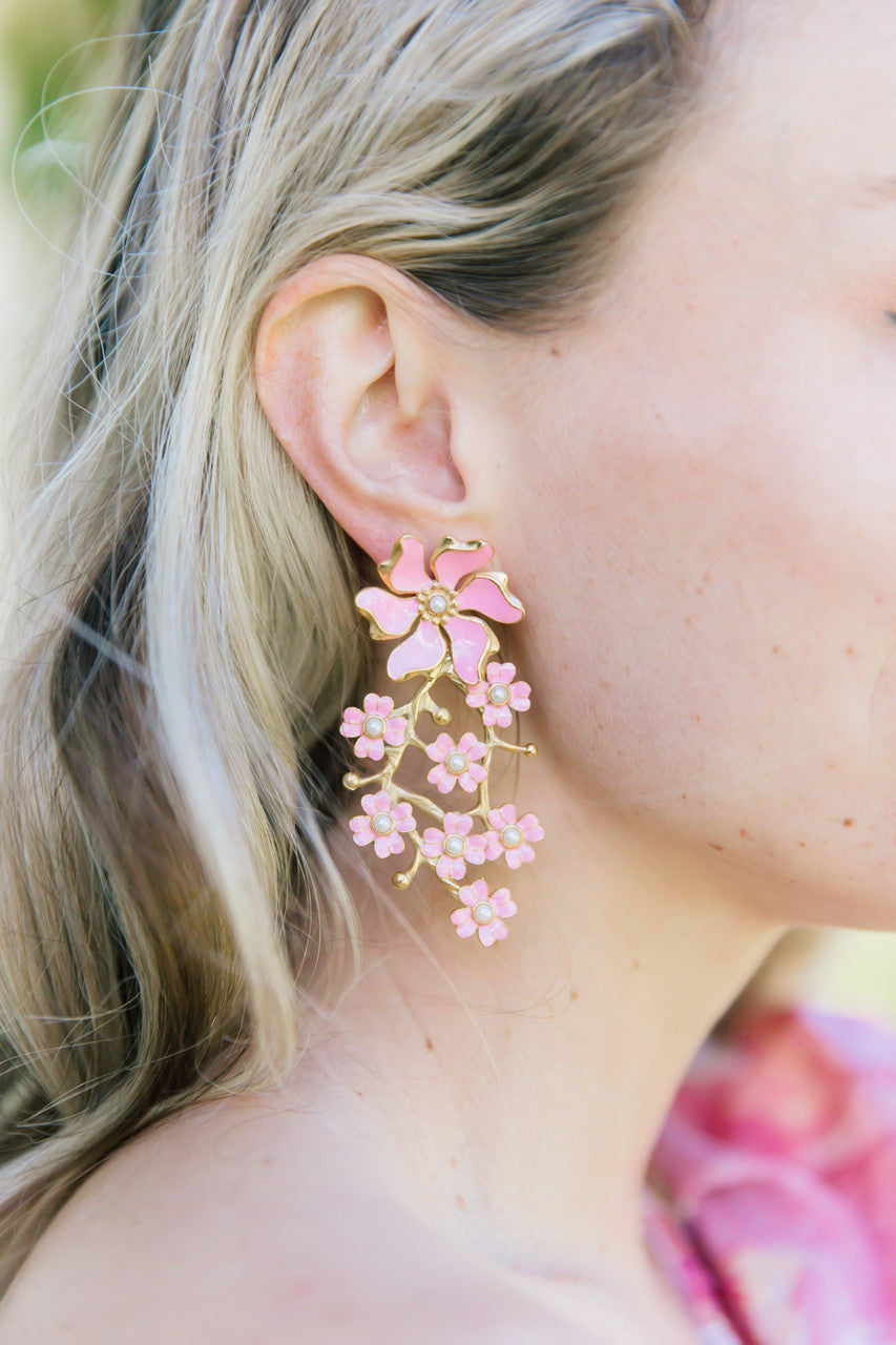 Daphne Earrings in White