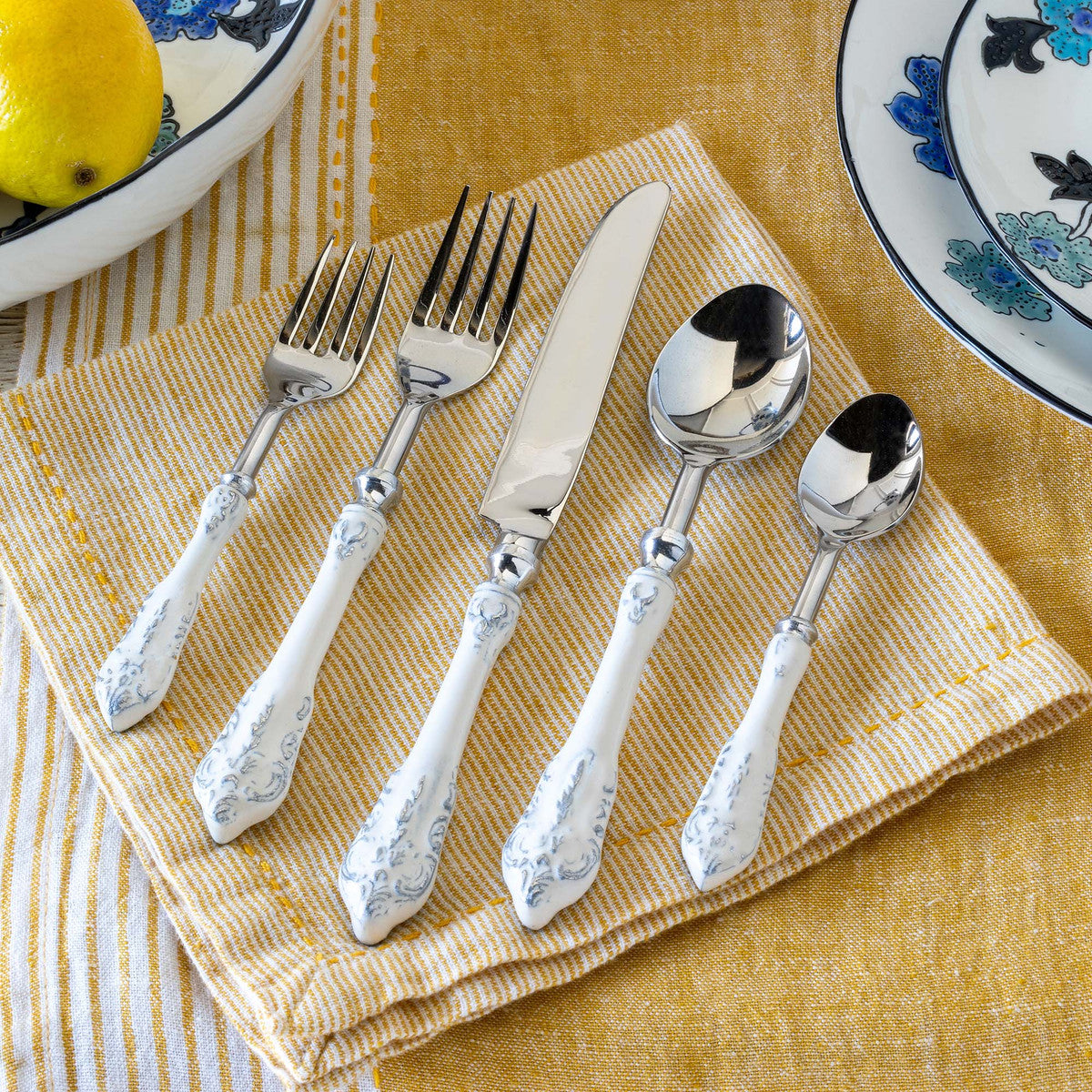 Milk Bucket Embossed Enamel Flatware Set of 5 – The Avenue