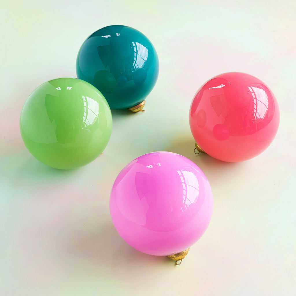 Glitterville Sugar Plum Ball