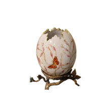 Load image into Gallery viewer, Egg Shell With Bronze
