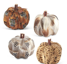 Load image into Gallery viewer, 3.25&quot; Assorted Feather Pumpkins
