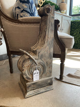Load image into Gallery viewer, Antique Metal Corbel- Large
